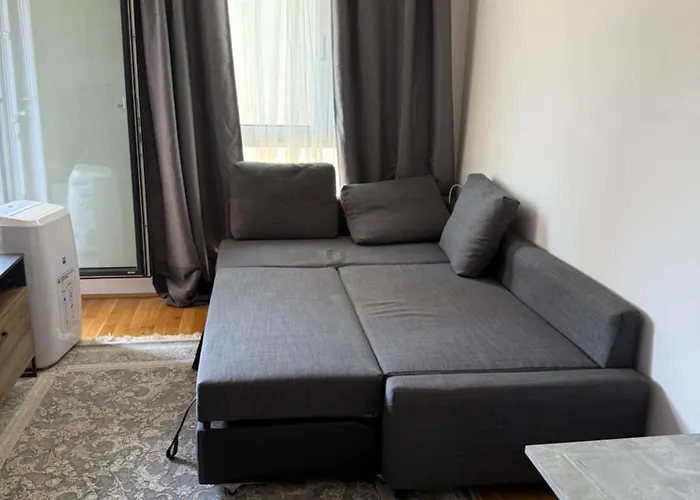 Nima's Modern *